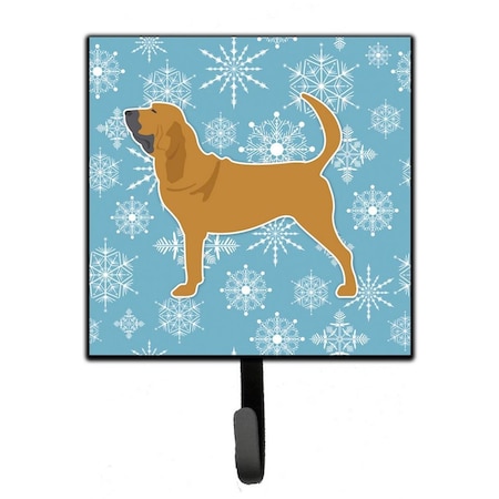Carolines Treasures Winter Snowflake Bloodhound Leash or Key Holder BB3484SH4